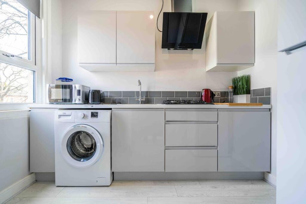 Modern Flat In Moseley With Free Parking Apartment Birmingham Exterior foto